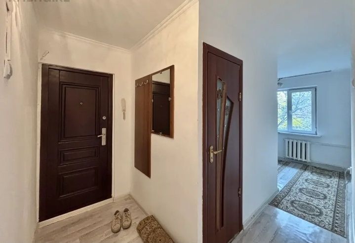 Продаётся 2х комнатная квартира