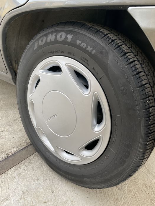 nexia 1.6 kraska ozroq 4 ta yangibalon boslgan harajoti yuq moshin……..