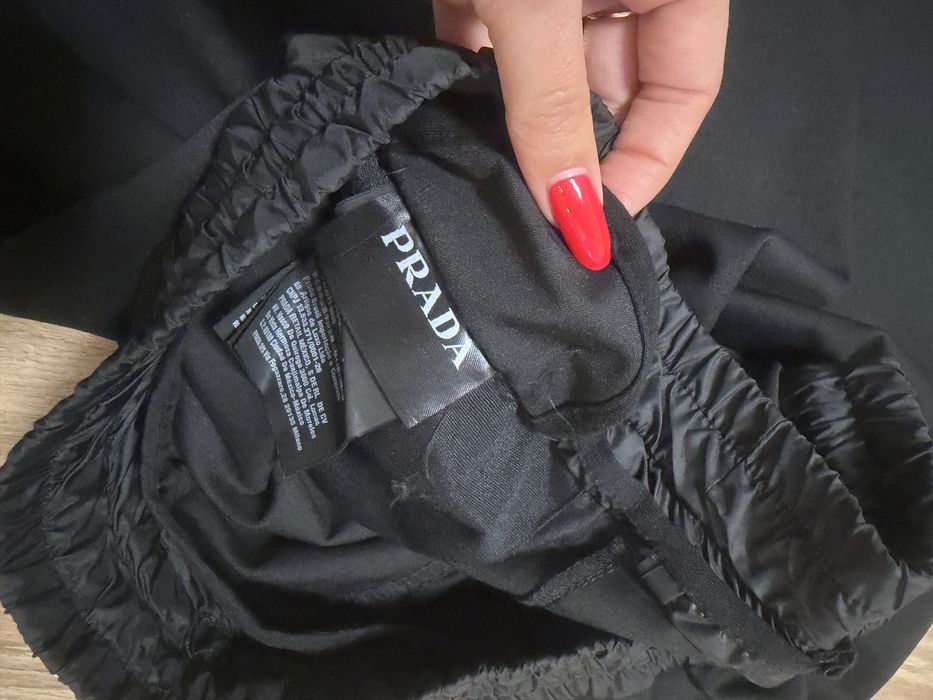 Pantaloni prada barbati