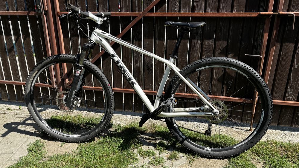 Trek Superfly 5 MTB Hardtail (29”)