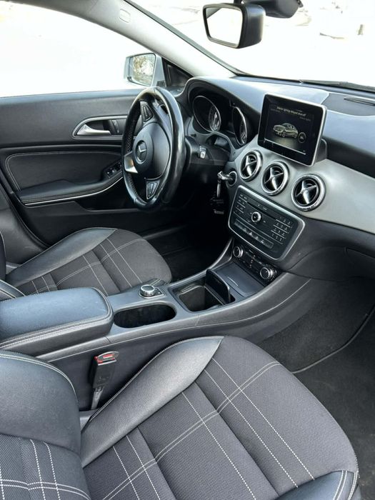 Mercedes Benz CLA
