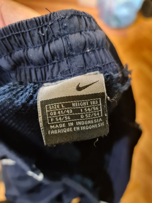 Trening Nike marimea L Indonesia