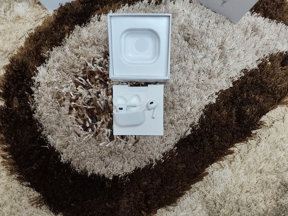 Vând AirPods 3 noi