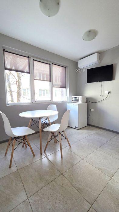 Дава се под наем Тристаен апартамент в София, Лагера - 105 кв.м за 710 € - Снимка #3
