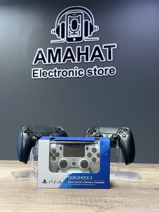 Игровой контроллер Sony Dualshock 4 v2 белый