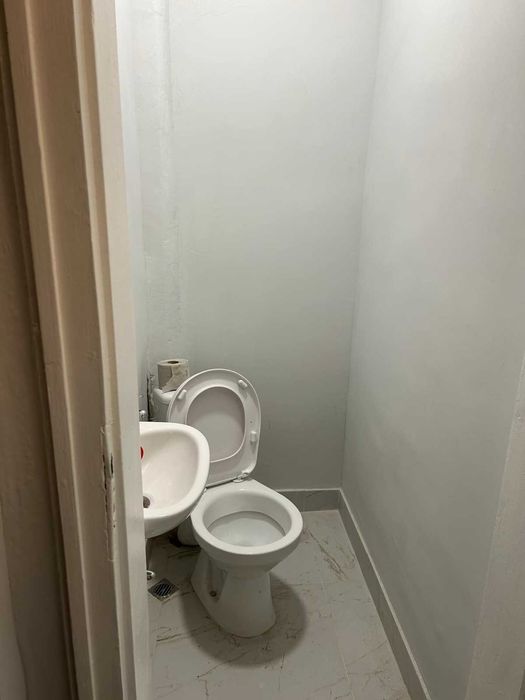 Дава се под наем Тристаен апартамент в Пловдив, Център - 100 кв.м за 510 € - Снимка #7