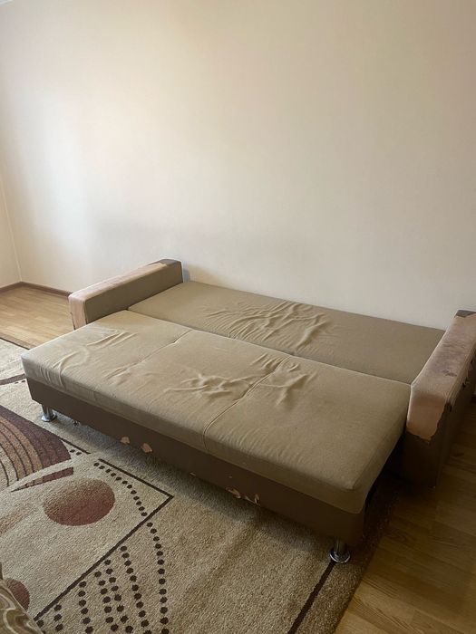 Продам  диван в рабочем состоянии