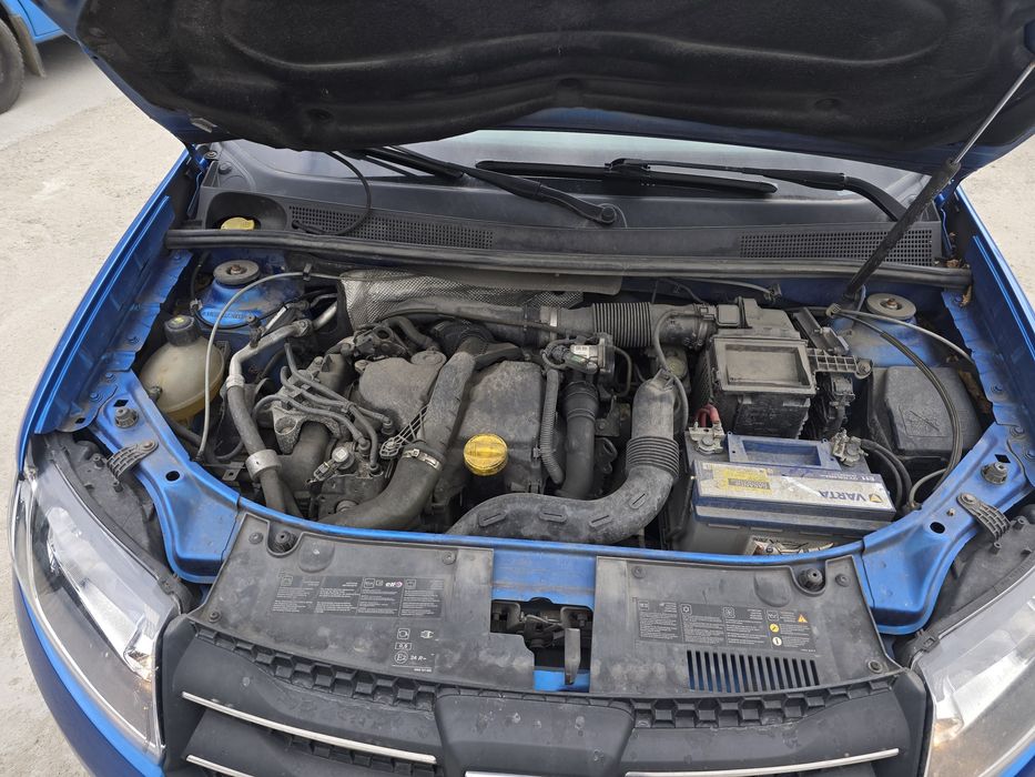 Dacia Sandero 2014 1.5 dci la cheie  ac functional usor avariat