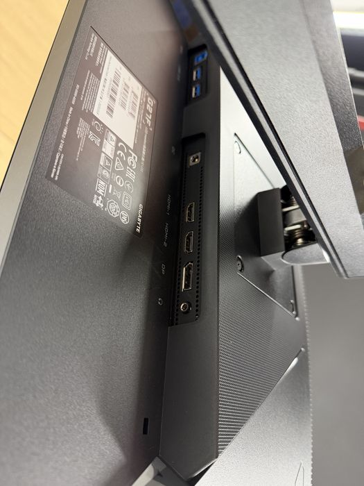 Монитор GIGABYTE 27