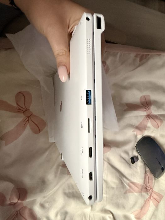 Лаптоп - таблет