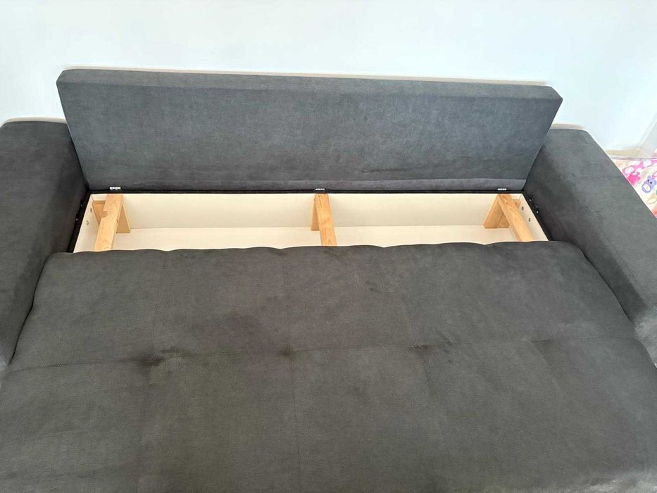 Vând canapea extensibila