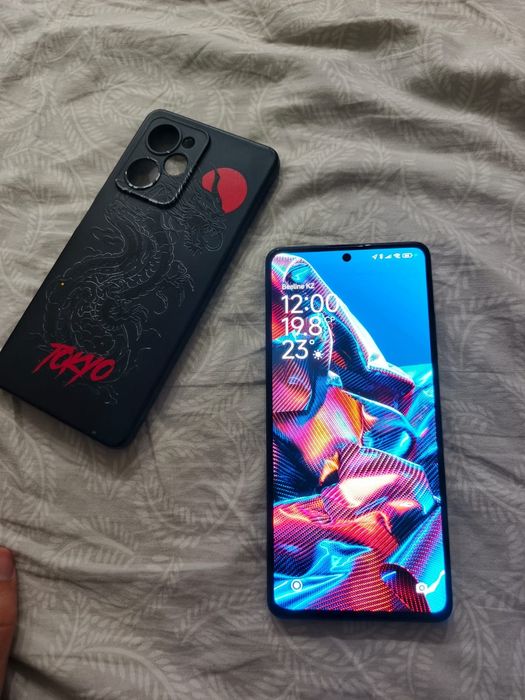 Продам POCO X5 PRO