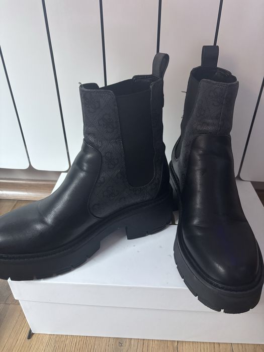 Guess дамски боти