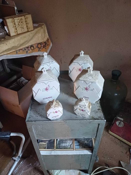 Чинии, купи и други