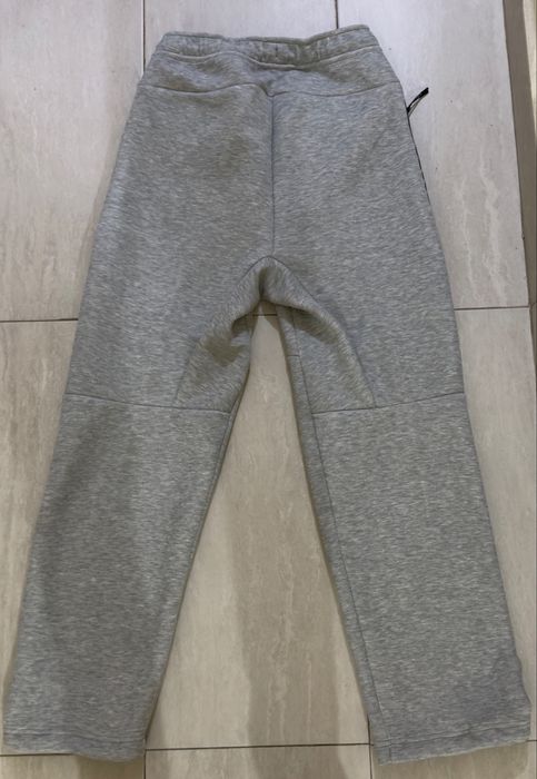 Nike Tech Fleece гащи