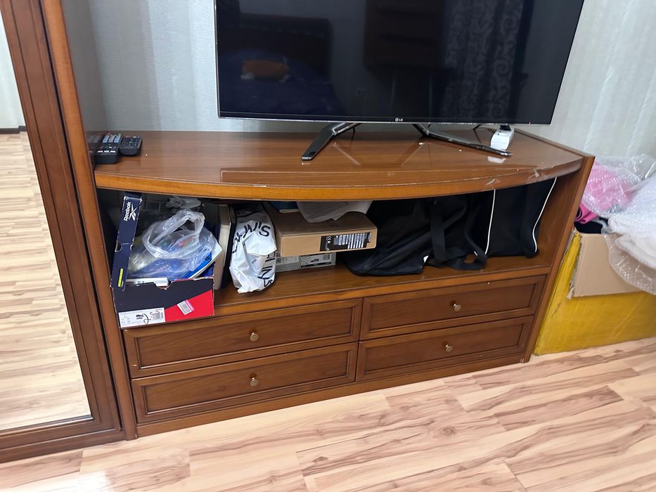 2 итальянских шкафа и 2 комода