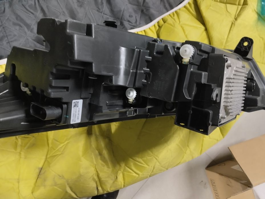 Правая фара Jac J7