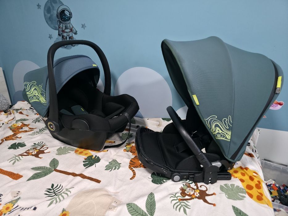 Бебешка количка Chipolino neon edition