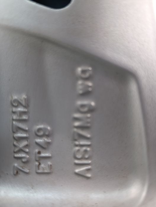 Jante originale Seat Leon 17'' anvelope iarnă  205 50 17  dot 2022