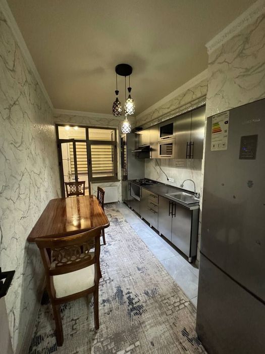 Hamid Olimjon metrosi yonida kvartiram bor ijaraga beraman