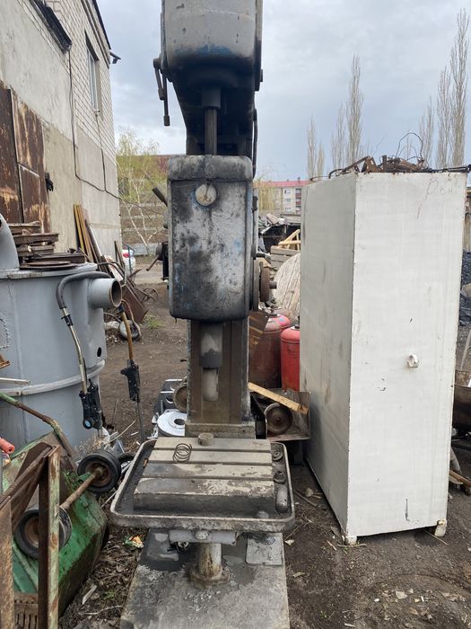 Вертикально-сверлильный станок