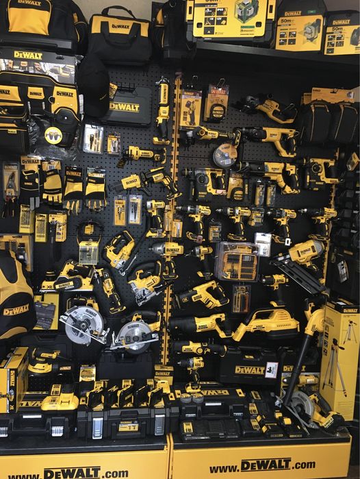 DeWALT Шпакла със заварена дръжка от неръждаема стомана