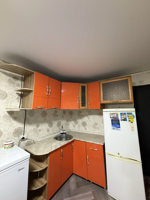 Продаю Кухонный гарнитур