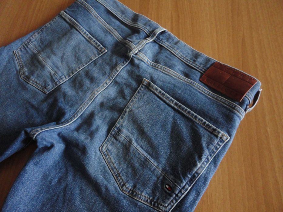 Tommy Hilfiger/W36/L32/оригинални дънки
