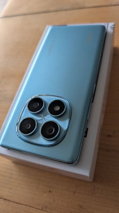 Xiaomi Redmi Note 14 Pro