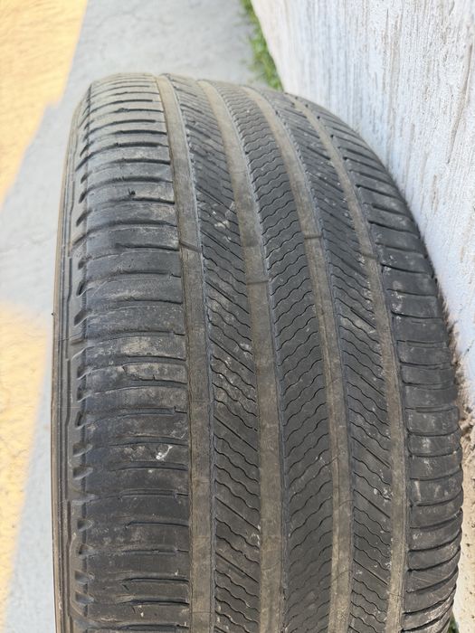 255/55/R19 Mishelin Premier LTX дата 09неделя2020год