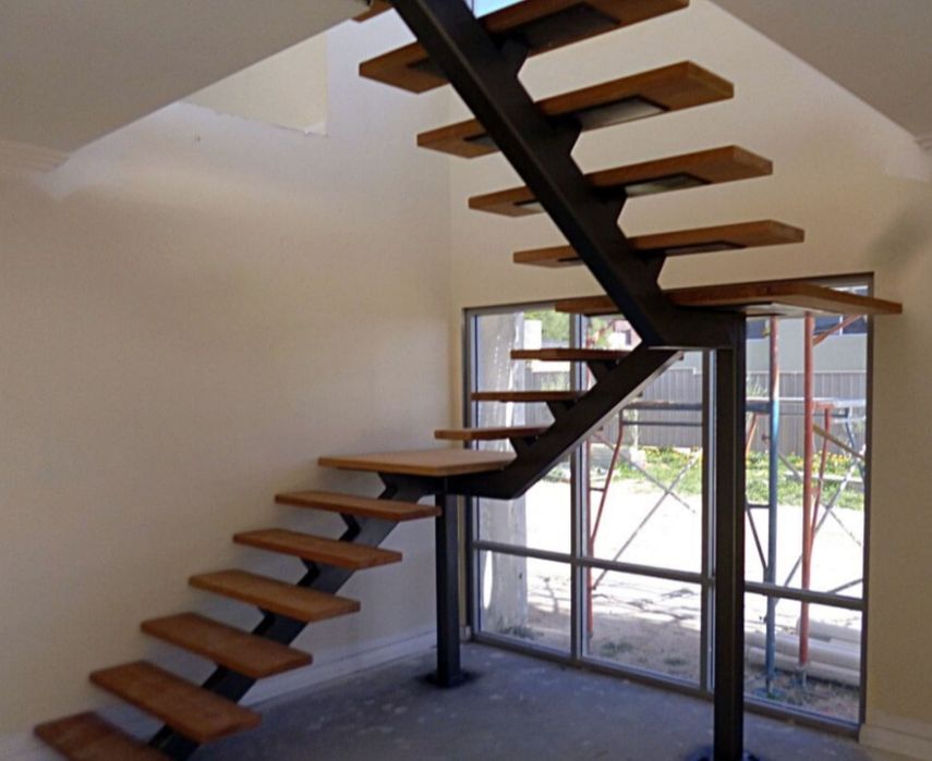 Каркасы лестниц качественно Лестницы под ключ