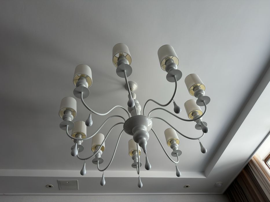 Продам люстру 10 рожков