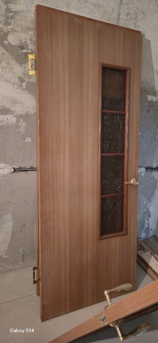 Продам двери 3 шт