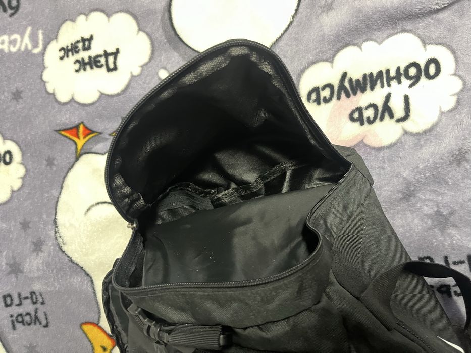 Продам сумку nike