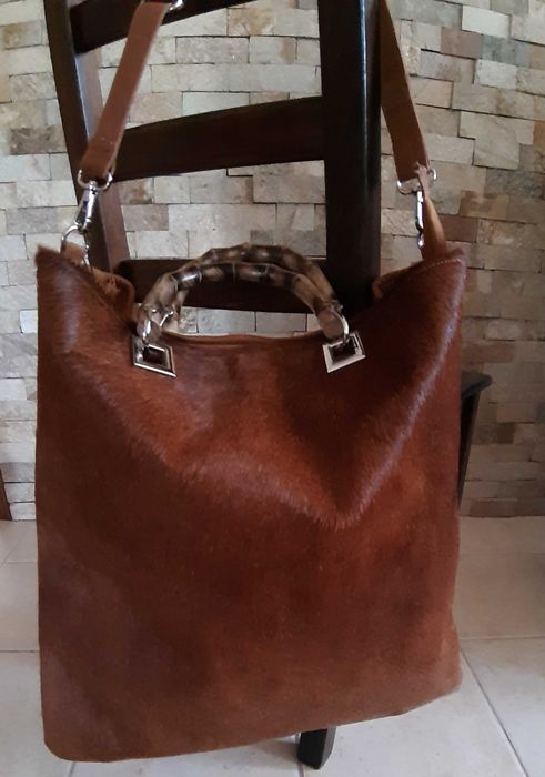 LUCY Чанта от естествена кожа