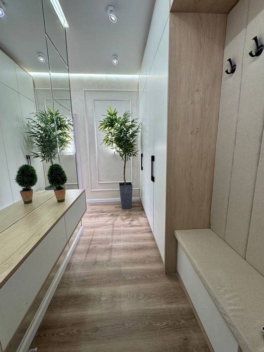 Махтумкули сдаётся 2х-ком евро ремонт