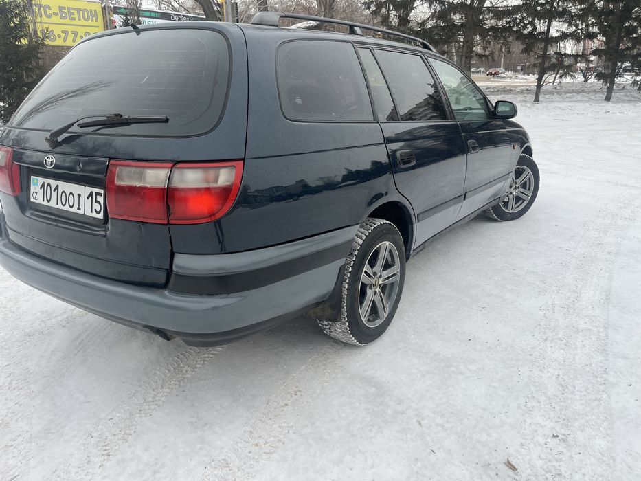 Продам тоета карина Е