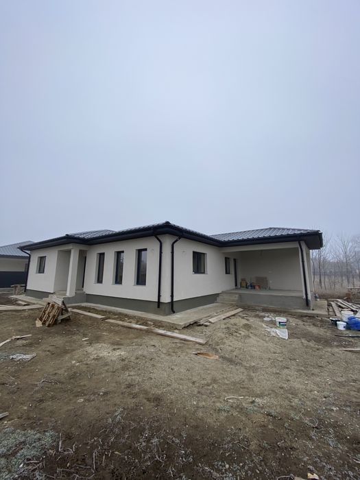 Vand casa in comuna Cordun