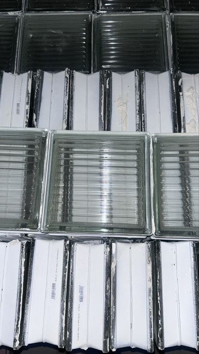 Стеклоблоки на продажу,19х19