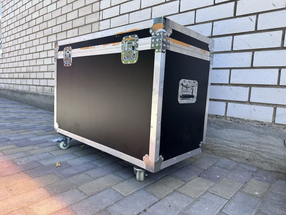 Продается Кейс большой.