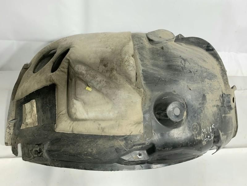 Carenaj roata stanga fata Renault Megane 3 facelift 638430101R Hatchba