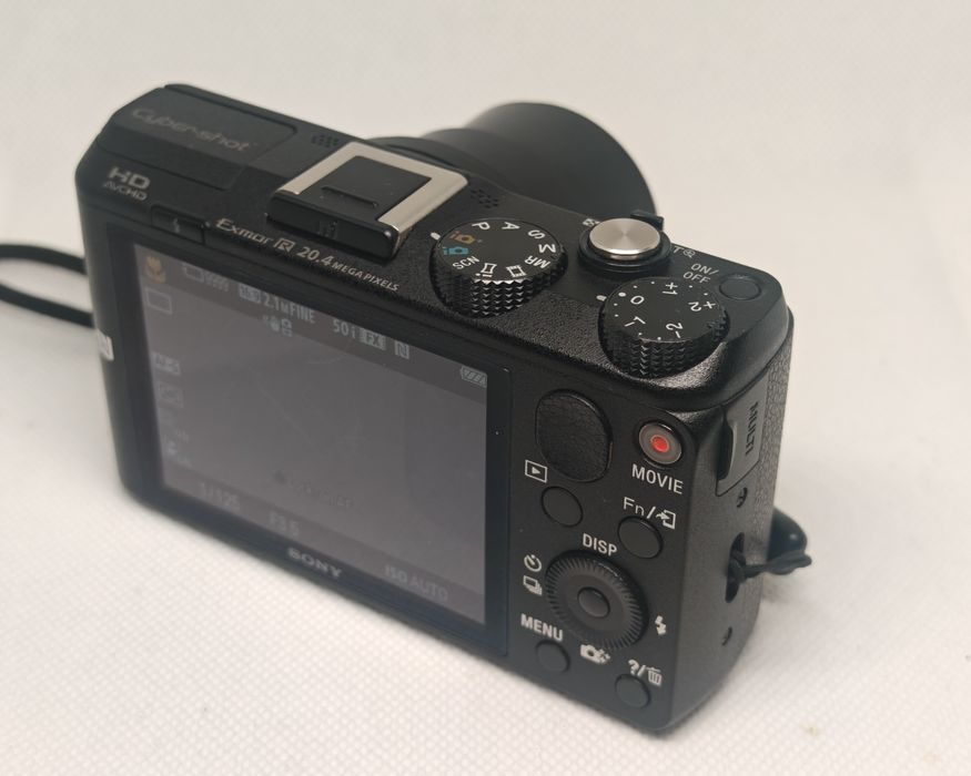 Sony Cyber-shot DSC-HX60V – compactă premium cu zoom 30x