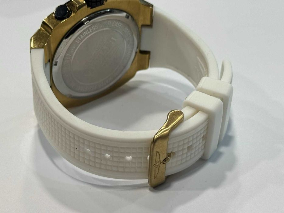 Invicta Racing – Model 48197