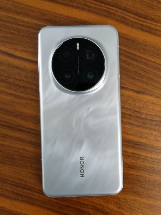 Telefon Honor Magic 7 Pro ca nou,  în garanție