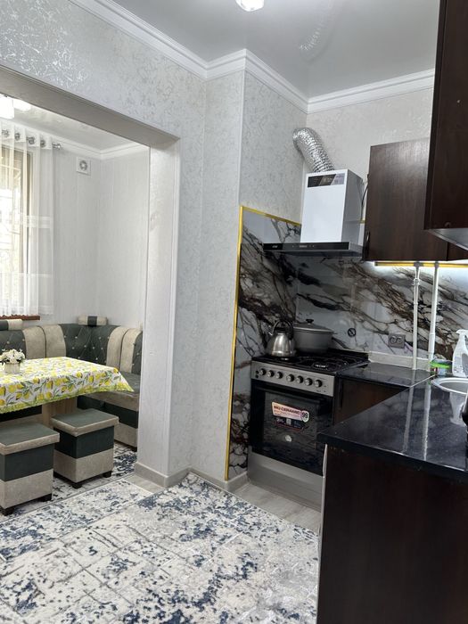 Уй Сотилади юнусобод 19 каартал 2 хона