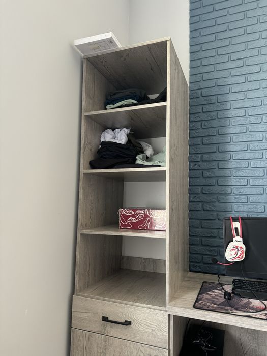 Шкаф с компьютерным столом