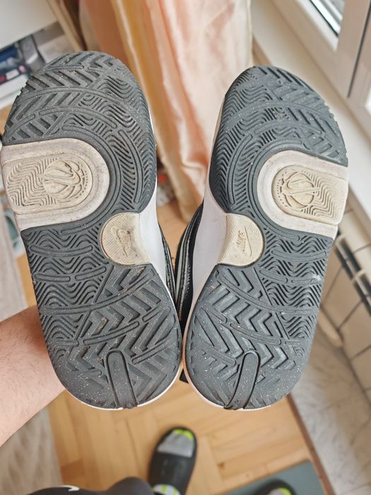 Маратонки Nike 36,5