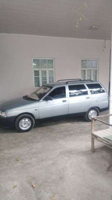 Lada 2111 yaxshi holatda
