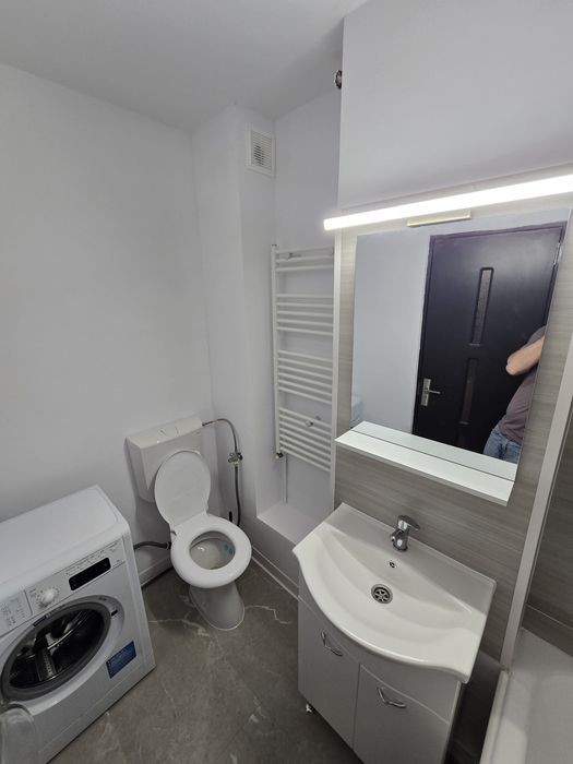 Proprietar Inchiriez apartament 2 camere, Str. Liviu Rebreanu peste drum de Spitalul Judetean