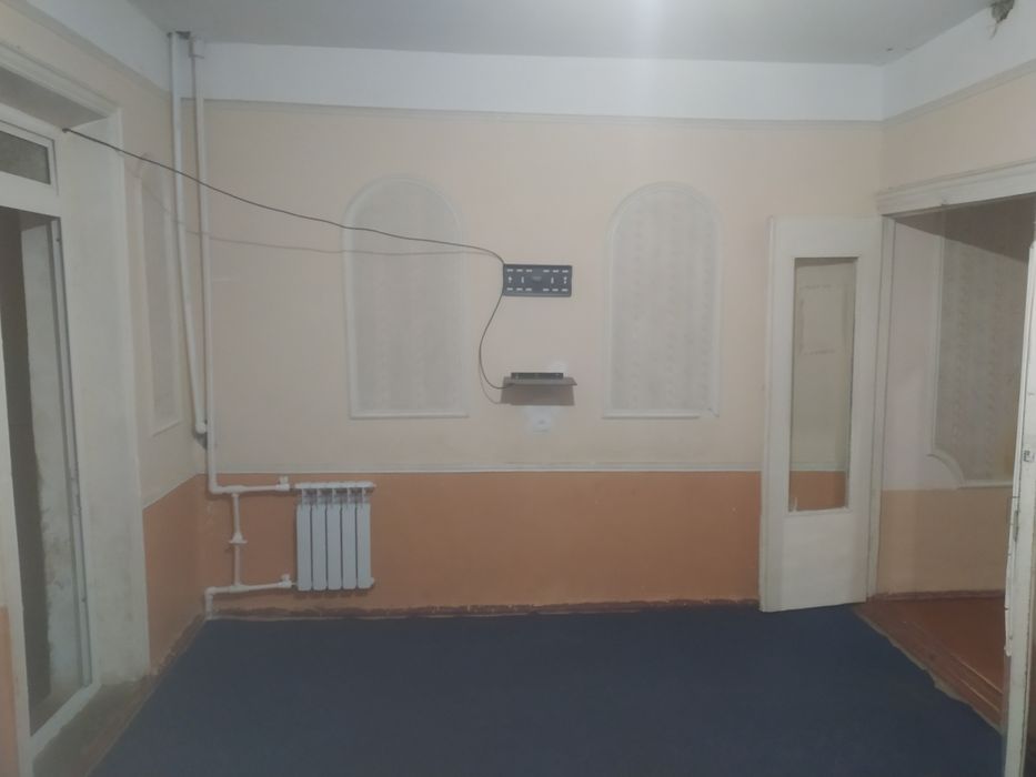 1 xonali uy ijaraga beriladi Termiz shaha 5- mikrorayon Doktor A klini